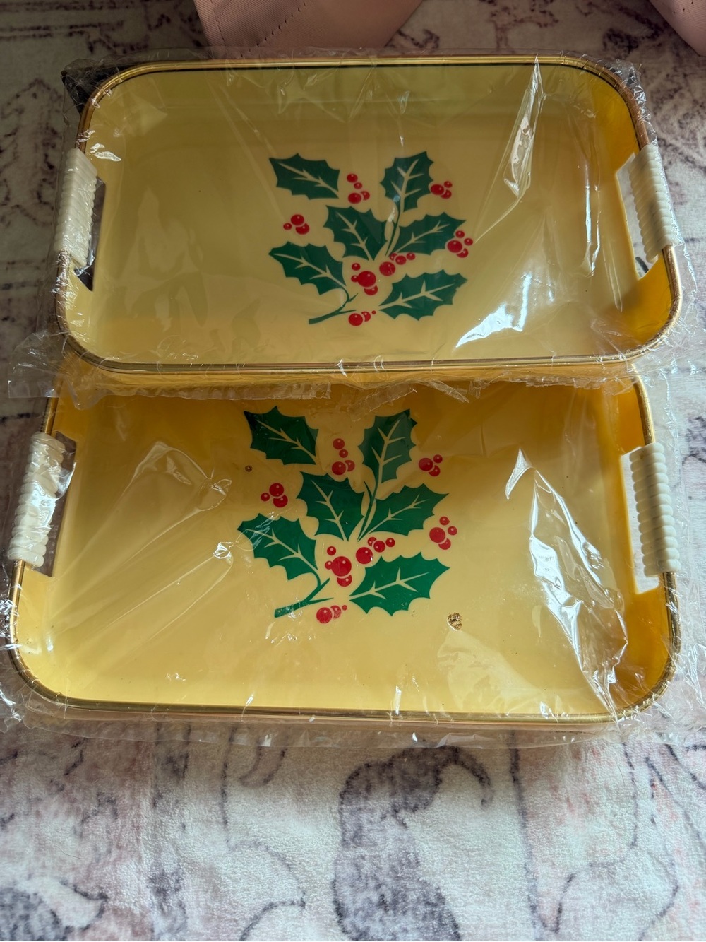 Holiday Holly Serving Trays - Yellow